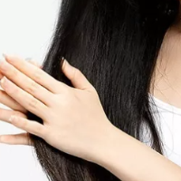 बालों में तेल लगाने के टिप्स
